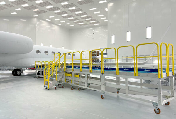 Aviation mobile platform installation
