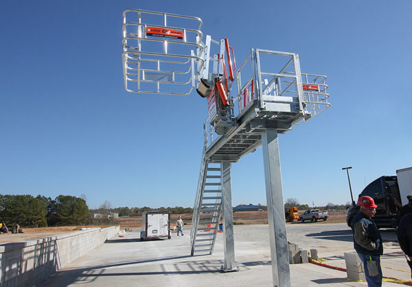 double sided sas gangway track mounted truck loading platform