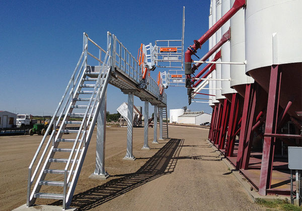 loading grain in trucks
