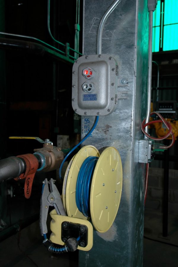 grounding system with clamp