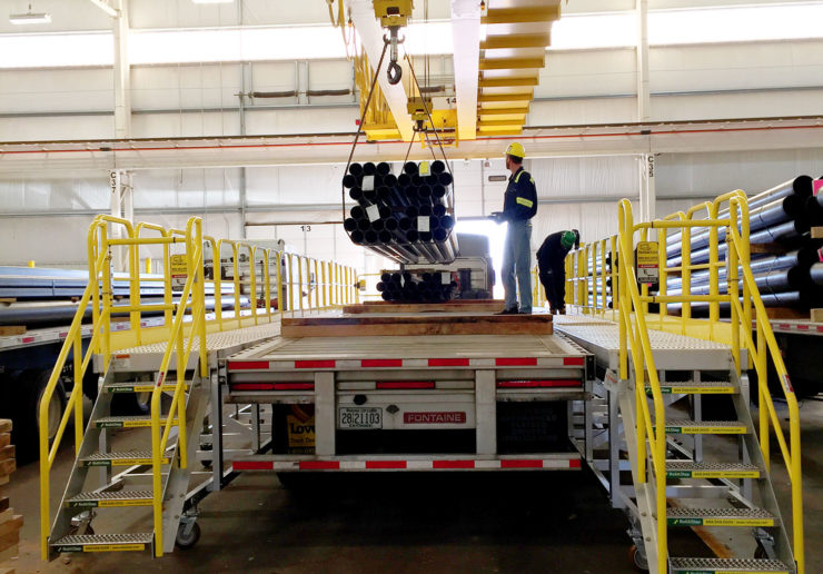 Pipe Loading Systems For Trucks