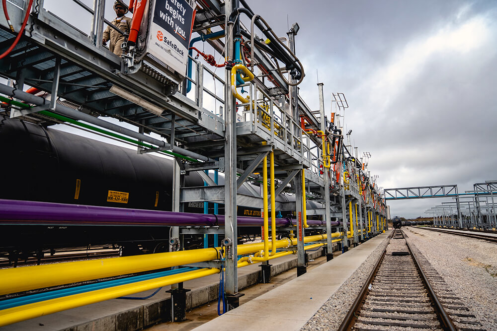 Railcar Loading and Unloading Platform