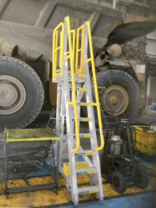 RollaStep Mobile Vehicle maintenance platform